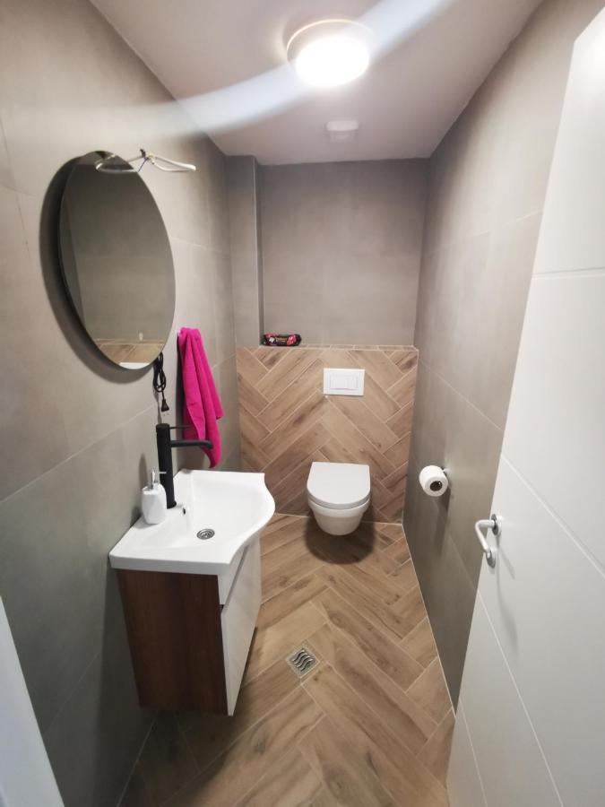 Riviera Apartments Ni 外观 照片